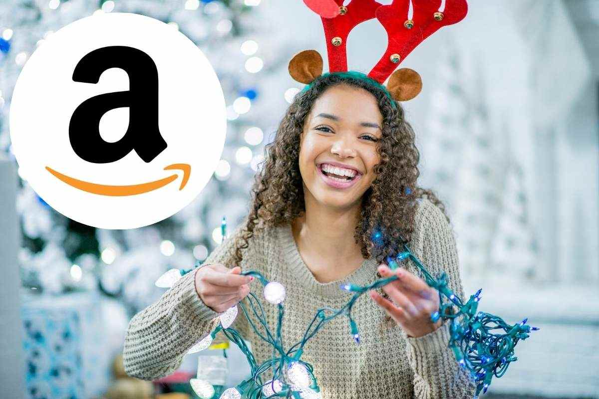 ragazza con luci e logo amazon